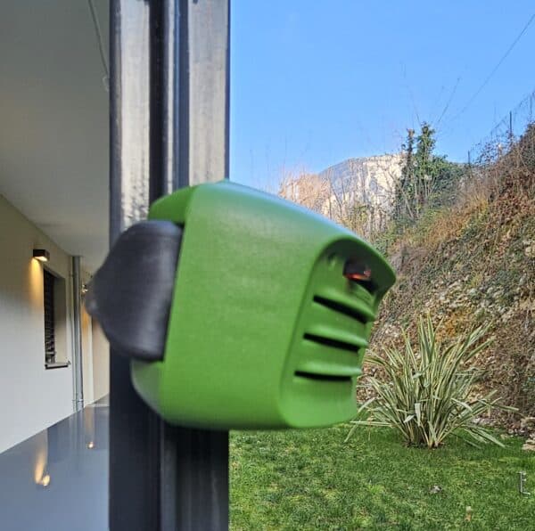 Repulsator Birds - Répulsif à Oiseaux à Sons Réglables, Autonome Sur Piles, Protection Jusqu'à 30 M²